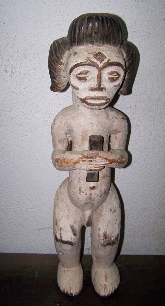 Image of African ancestral Fang figure