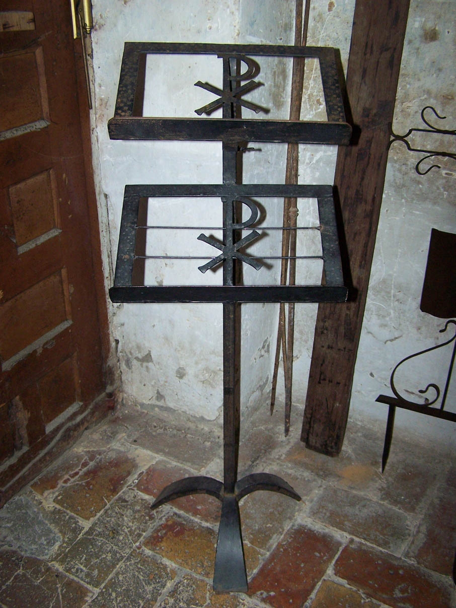 Image of Lecturn Spanish Antique adjustable in metal