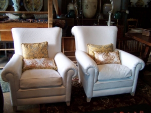 Image of Leather club chair in white