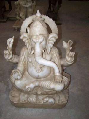 Image of Ganesh statue in marble