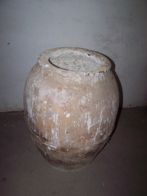 Image of Spanish 19th Century storage pot