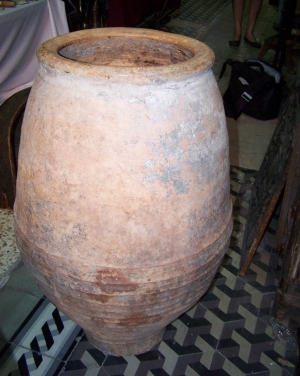Image of Spanish 19th Century half ridged (coiled)pot