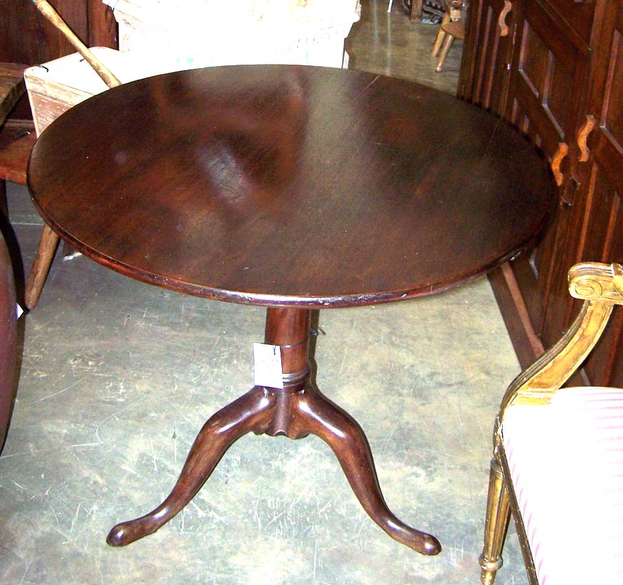Image of Georgian wine table