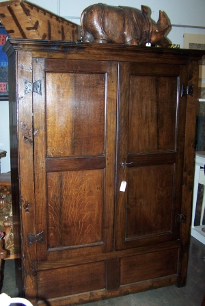 Image of Oak 18th Century 2 door cupboard
